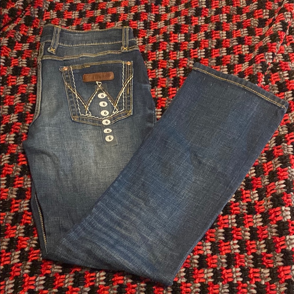 Wrangler Boot Cut Jeans Size 6